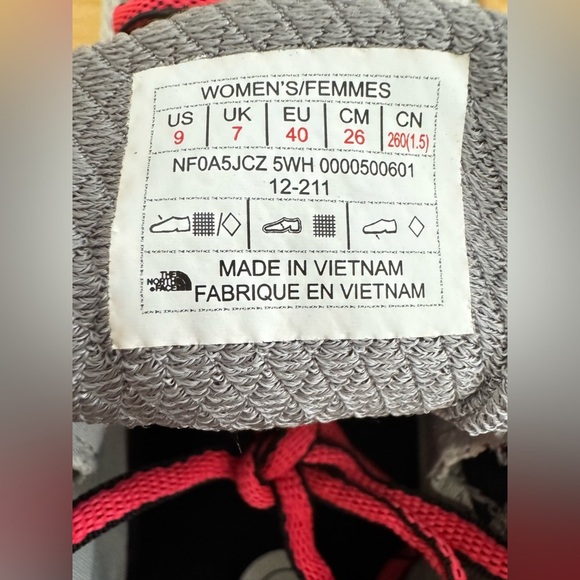 Women’s The North Face Vectiv Fastpack Future Light Hiking Cushioned Shoes 9 - Picture 8 of 11